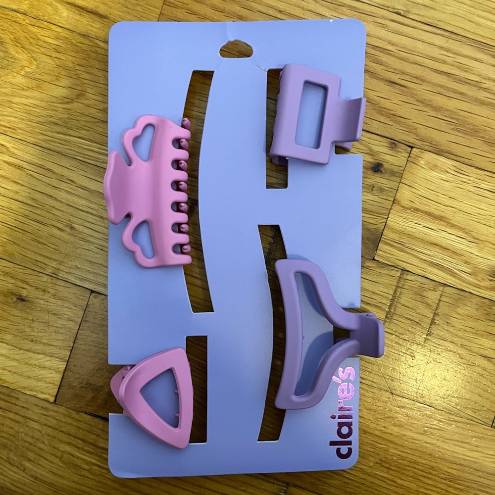 Claire’s claw clip set